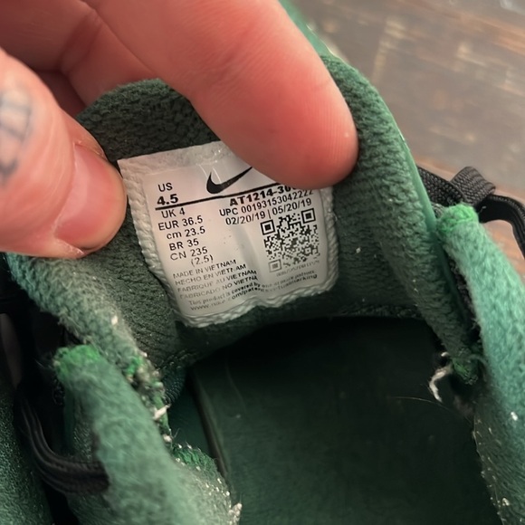 Nike Kobe Mamba Focus TB Gorge Green Youth 4.5 - Picture 6 of 7